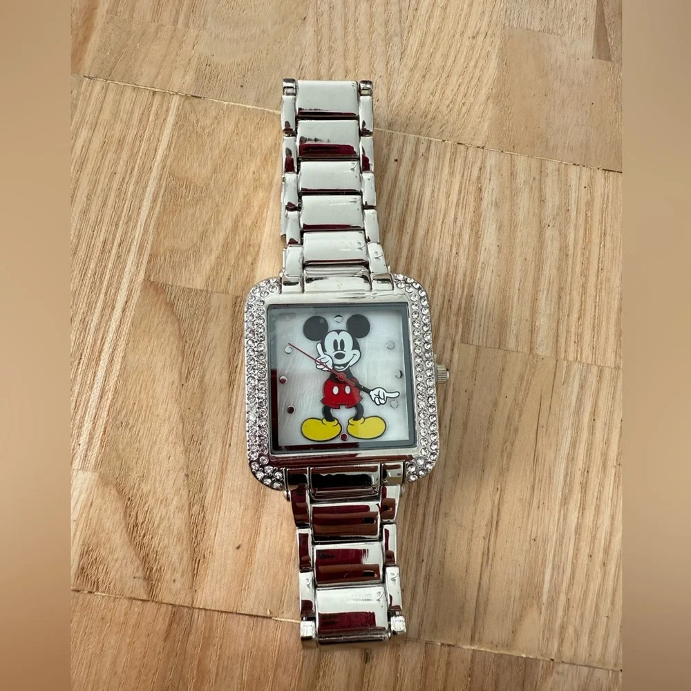 Disney rectangular Mickey Mouse silver tone watch NEW BATTERY